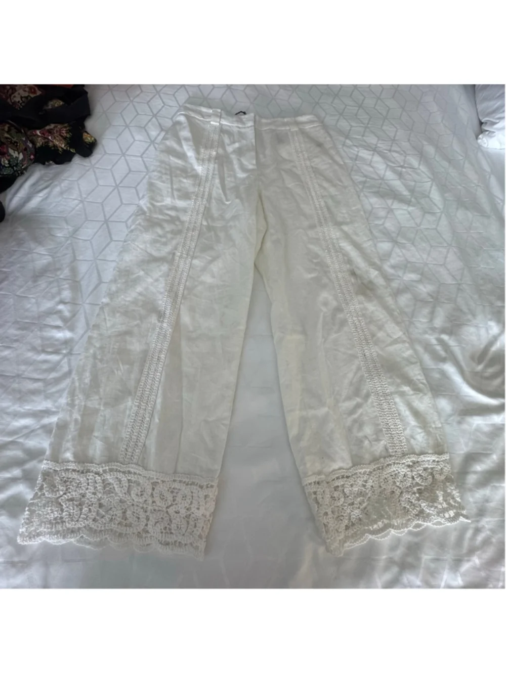 Zara White Linen Blend Lace Trim Cropped Pants Boho Cottagecore XS